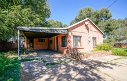 158 Independence, Las Vegas, NM 87701
