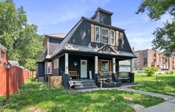 923 4th Avenue, Leavenworth, KS 66048