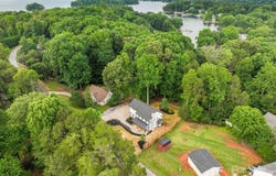 136 Digh Circle, Mooresville, NC 28117
