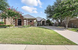 2612 Florence Street, Grand Prairie, TX 75052
