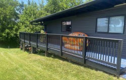 1308 Holiday Lane, Brooklyn, IA 52211