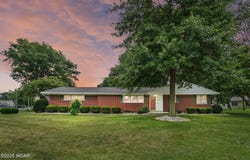 2598 Debbie Drive, Lima, OH 45807