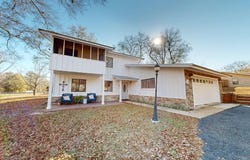 15 Venture Drive, Dothan, AL 36305