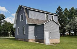 16 S Park, Iron Mountain, MI 49801