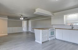 5217 9th Street, Lubbock, TX 79416