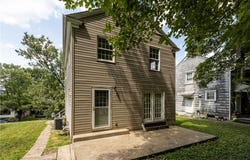 1301 Wade St, Aliquippa, PA 15001