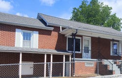 806 Vale St, Loudon, TN 37774