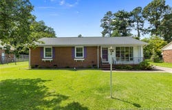 5027 Chesapeake Road, Fayetteville, NC 28311