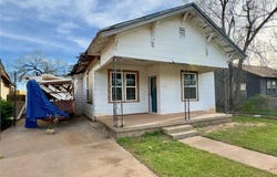 518 E Commerce Street, Altus, OK 73521