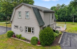 975 Main Street, Bradley, ME 04411