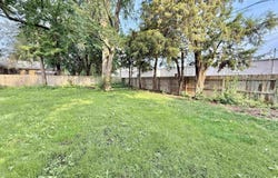 201 W McConauhgy, ROCHELLE, IL 61068