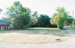 605 Svoboda Street, Bonham, TX 75418