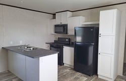 2404 N 8th St, Red Oak, IA 51566