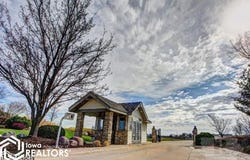 0 Oak Hills Drive, Burlington, IA 52601