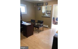 1 PLUMBRIDGE DRIVE, LEVITTOWN, PA 19056