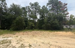 140 CHEROKEE DR, Interlachen, FL 32148