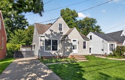 1128 Irene Road, Lyndhurst, OH 44124
