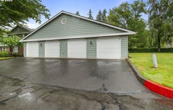 512 SW EASTMAN Pkwy, Gresham, OR 97080