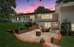 3 Maple Circle, Smithville, MO 64089