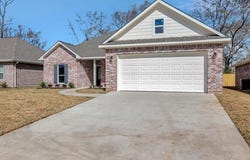 108 Saddle Brook Drive, Lufkin, TX 75904