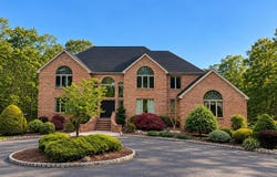 11 Liberty Lane, Millstone, NJ 08535