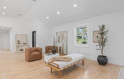 7 Breezy Hill Drive, Northport, NY 11768