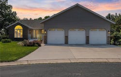 1366 Westwood Road NW, Hutchinson, MN 55350