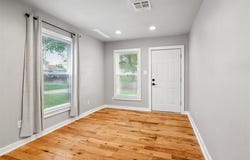 1207 W Texas Street, Durant, OK 74701