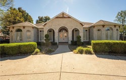301 Heath Road, Hurricane, WV 25526