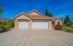 1005 Albion Avenue, Redding, CA 96003