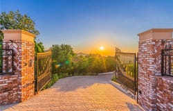 2333 N Coronet Court, Covina, CA 91724