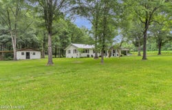 5915 Livingston Chapel Road, Delco, NC 28436