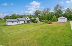 807 Center Street, Grinnell, IA 50112