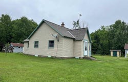 28293 East Branch, Mass City, MI 49948