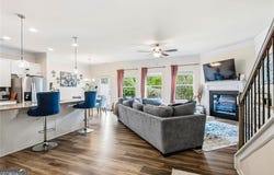 521 Crescent Woode Way, Dallas, GA 30157