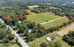 75 rummy Road, Carbondale, IL 62902