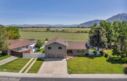 1663 Mackland Avenue, Minden, NV 89423