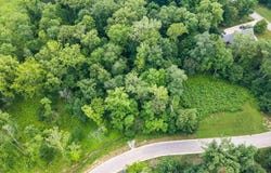 2521 Hawthorn Woods, Terre Haute, IN 47803