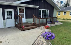 322 5th St E, Bottineau, ND 58318