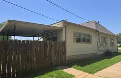 814 W Commercial, Lyons, KS 67554
