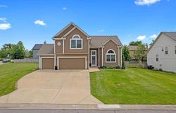 1209 N 3rd Street E, Louisburg, KS 66053