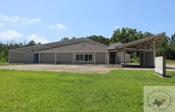 1506 E Lincoln Road, Idabel, OK 74745