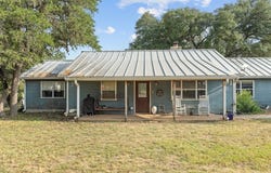 393 Marschall Creek Rd, Fredericksburg, TX 78624