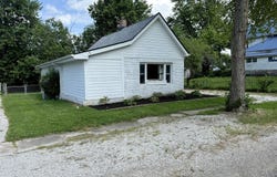 4833 Pennsylvania Street, Clayton, IN 46118