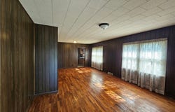 413 5th Street, Eldon, MO 65026