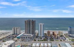 527 E Beach Boulevard, Gulf Shores, AL 36542