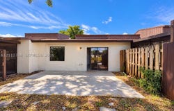 3625 SW 70th Ave, Miramar, FL 33023