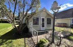 12691 N Rainey Road, Syracuse, IN 46567-9710