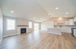 5614 NE Briarwood Drive, Ankeny, IA 50021