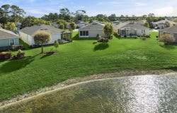 825 Morning Cove Circle SE, Palm Bay, FL 32909